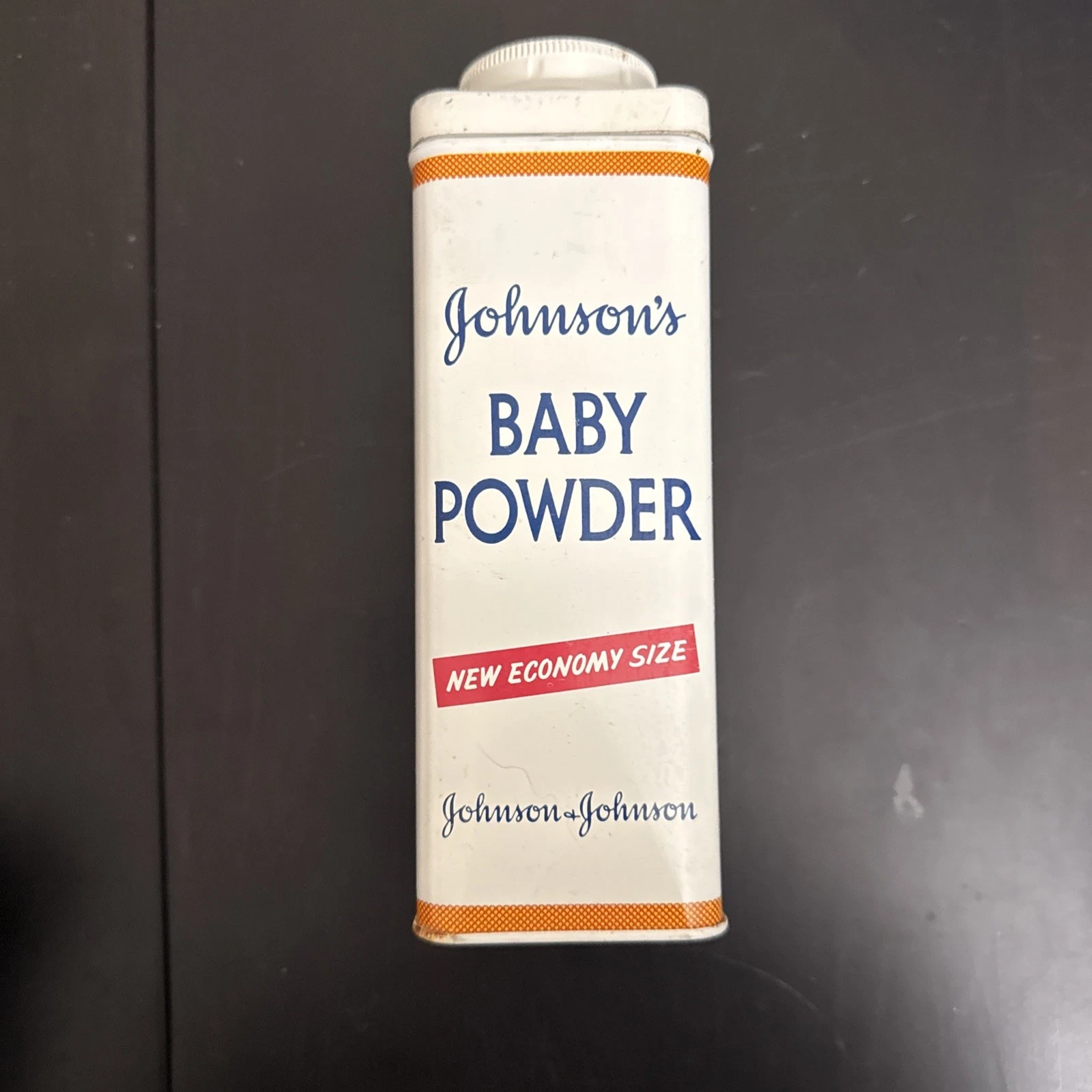 Vintage Johnson’s Baby Powder Economy Size 12.5 Oz Tin Can Some Rust Empty Can
Opens in a new window