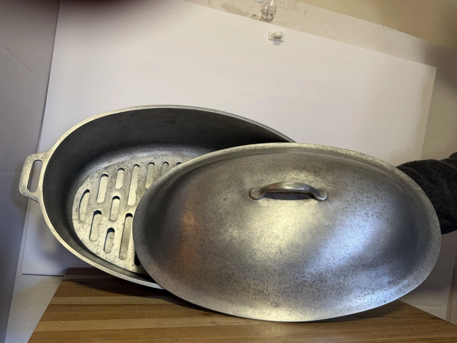 VTG RELIANCE ALUMINUM WARE Dutch Oven/Roaster Pan w/Trivet 10 qt-18 3/4" Oval
