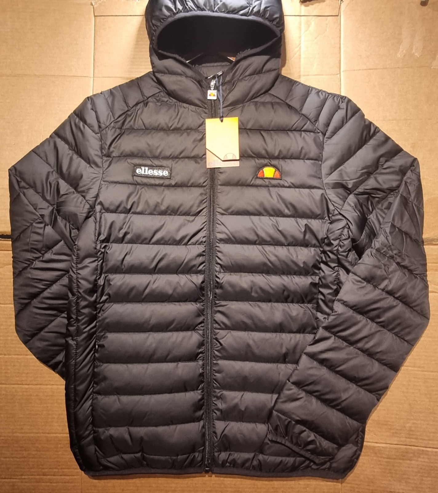 Ellesse Men's Medium Hooded Puffer Jacket, Padded Lombardy in Black - BNWT