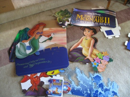 Disney Little Mermaid II on video Standee Display - Ariel, Flounder, Sebastian - Picture 3 of 12