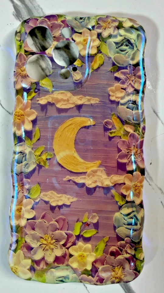 Fundas iPhone 13 - Lote de 4 Usadas - Decorativas y Femeninas (¡Swarovski Incluido!) Foto 4 de 4