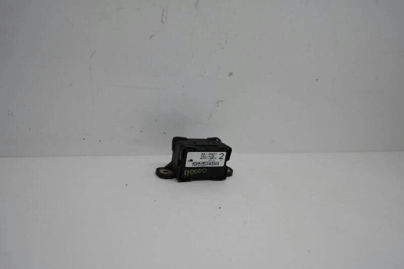 Sensor de gravedad Infiniti QX56 2004-2010 velocidad de guiñada Foto 3 de 4