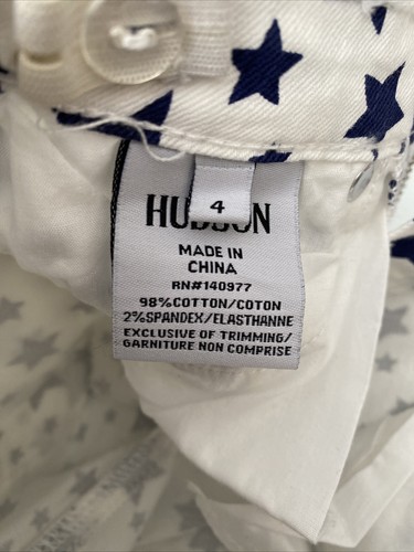 NWOT HUDSON Girl's White W/ Blue Stars Denim Frayed Hem Shorts Size 4 Adj Waist - Picture 5 of 5
