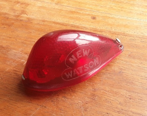 Feu arrière Rouge Goutte d'eau NEW WATSON Complet à vendre