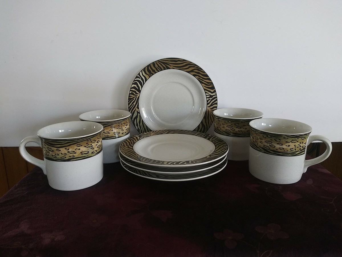 Studio Nova Jungle Beat SET OF 4 CUPS & SAUCERS Leopard Studio Nova Jungle Beat SET OF 4 CUPS & SAUCERS Leopard