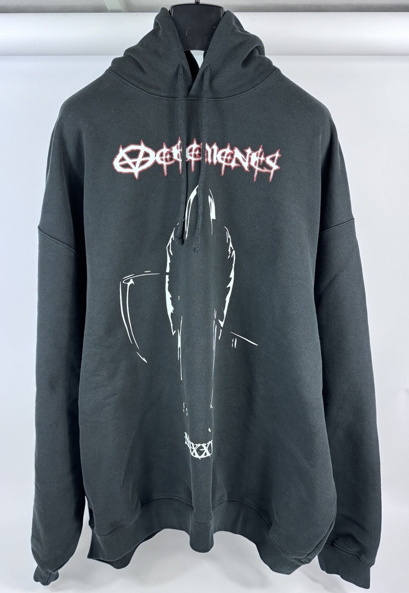 Vetements - Graphic Print Oversized Hoodie Size: S Fits XXL Vetements - Graphic Print Oversized Hoodie Size: S Fits XXL