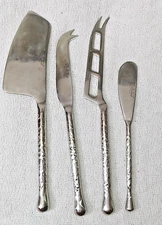TL MULINO NEW YORK Set 4 Stainless Steel Hammered Handle Cheese Spreader Knives