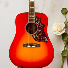 Hummingbird Pro Cherry Sunburst Acoustic Guitar Rosewood Fretboard 20 Frets US