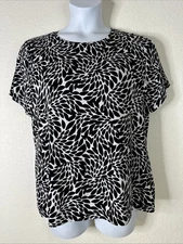 East 5th Womens Plus Size 1X Blk/Wht Floral Stretch Top Short Sleeve