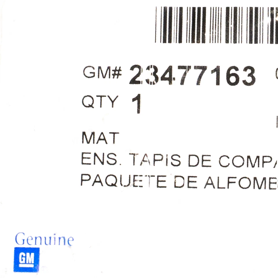 Alfombrilla de goma negra para área de carga trasera OEM NUEVA con logotipo GMC 15-17 terreno 23477163 Foto 4 de 4