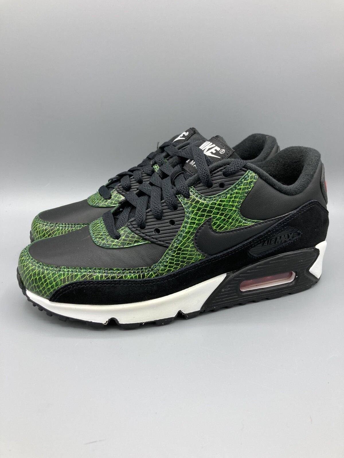 green python nike