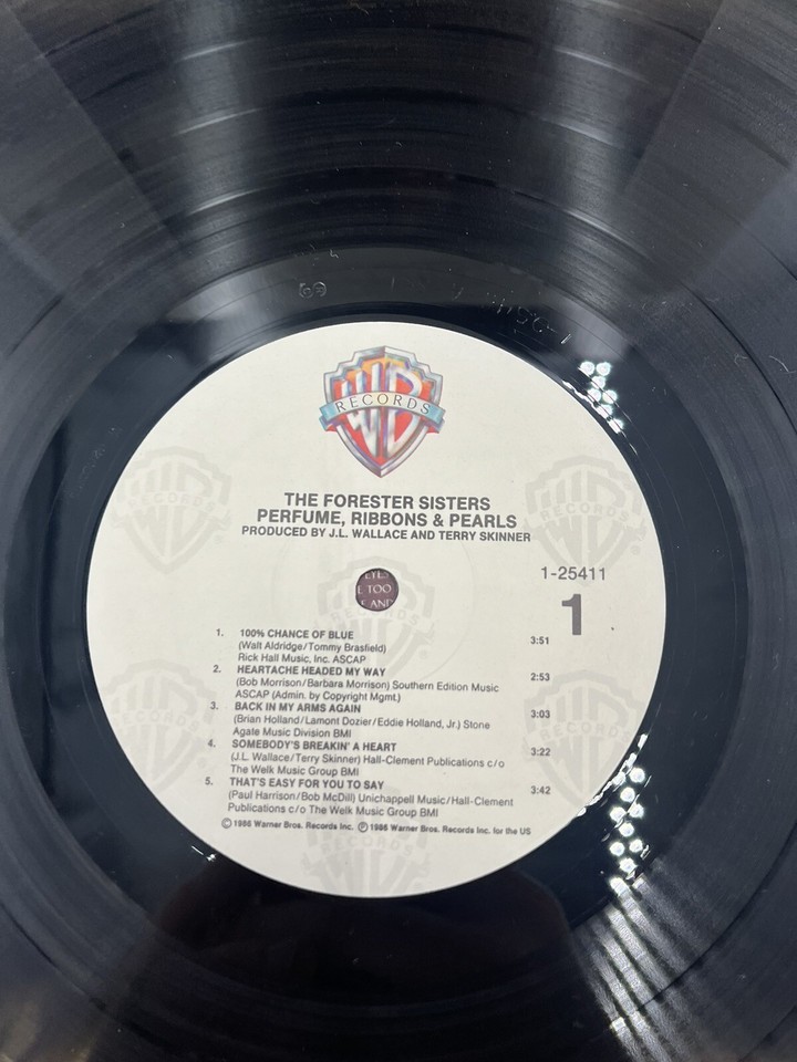 The Forester Sisters Perfume, Ribbons & Pearls Vinyl, LP 1986 Warner