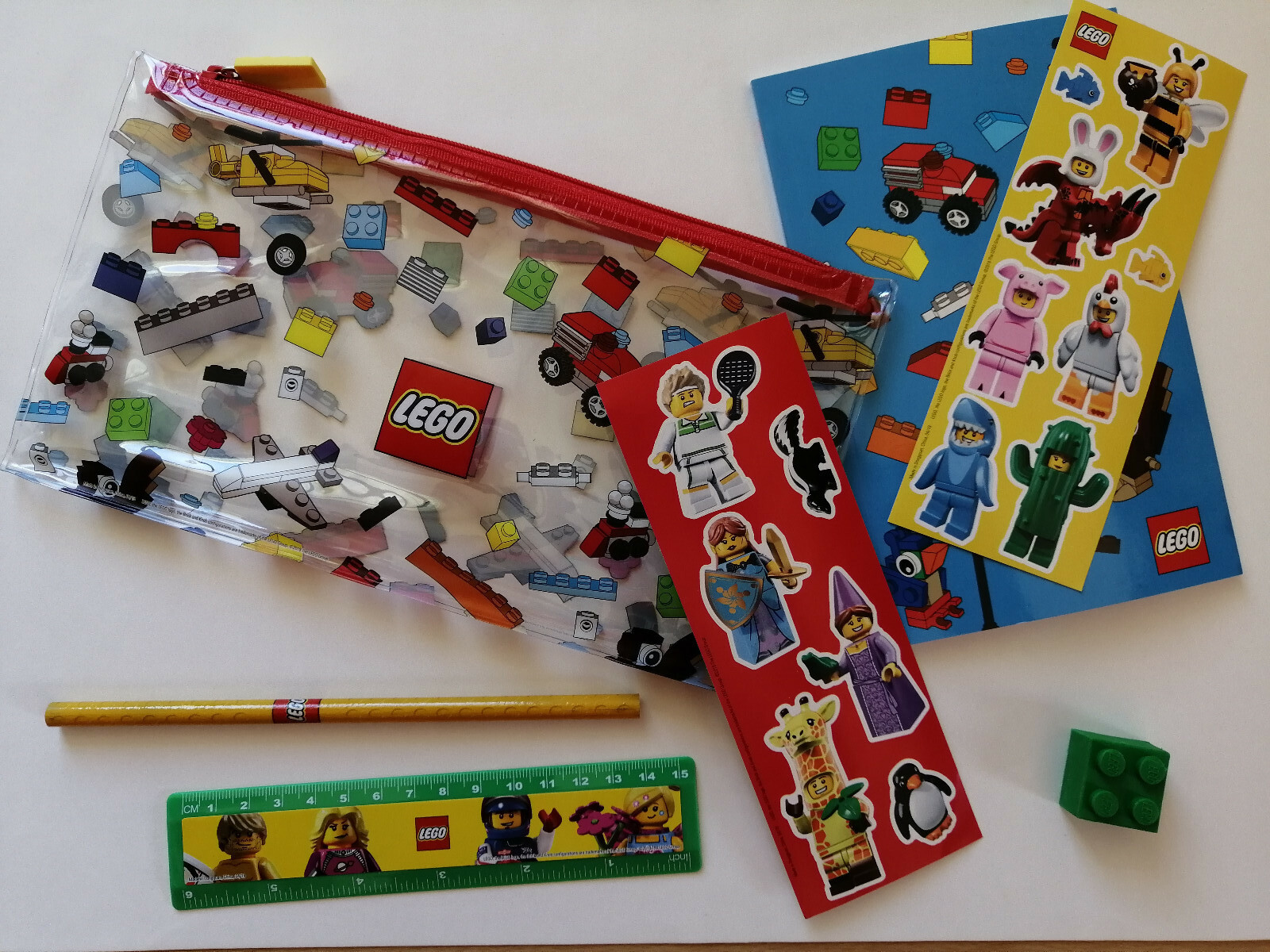 LEGO 5005969 Schulmäppchen mit Heft, Stift, Lineal, Radierer 