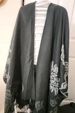 Cejon Poncho  Acrylic Cardigan Open Front Floral Black Women's Size OSFM 