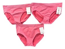 Lot of 3 NEW Le Mystere Seamless Comfort Hipster Size Medium M NWT FREE Shipping