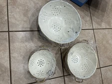 Beifeier Metal Colander Set 1 qt. 3.5 qt. & 5 qt. Colanders with Handle and Base