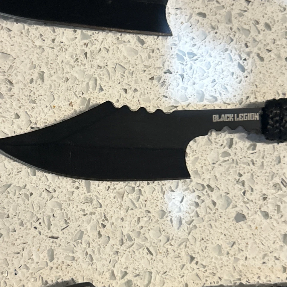 JUEGO DE 3 CUCHILLOS/CUCHILLOS CABEZA LANZA ARPÓN SUPERVIVENCIA LEGIÓN NEGRA CON FUNDA 8" Foto 4 de 4