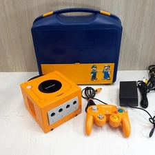 Nintendo Gamecube Game Storage Case Mario with orange console GC122 US DUTY PAID
