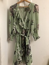 women taylor dress Size 8