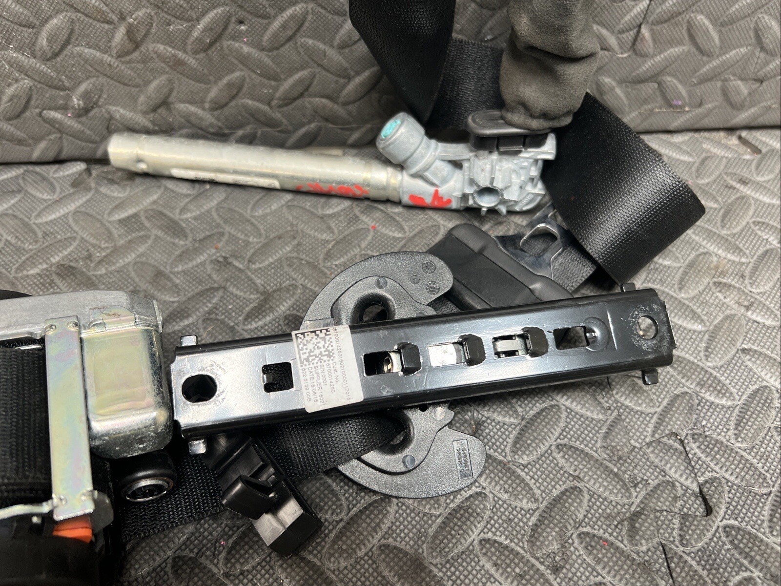 ✨OEM 2014-2019 MASERATI GHIBLI M157 Front LEFT Seat Belt Retractor Pretensioner