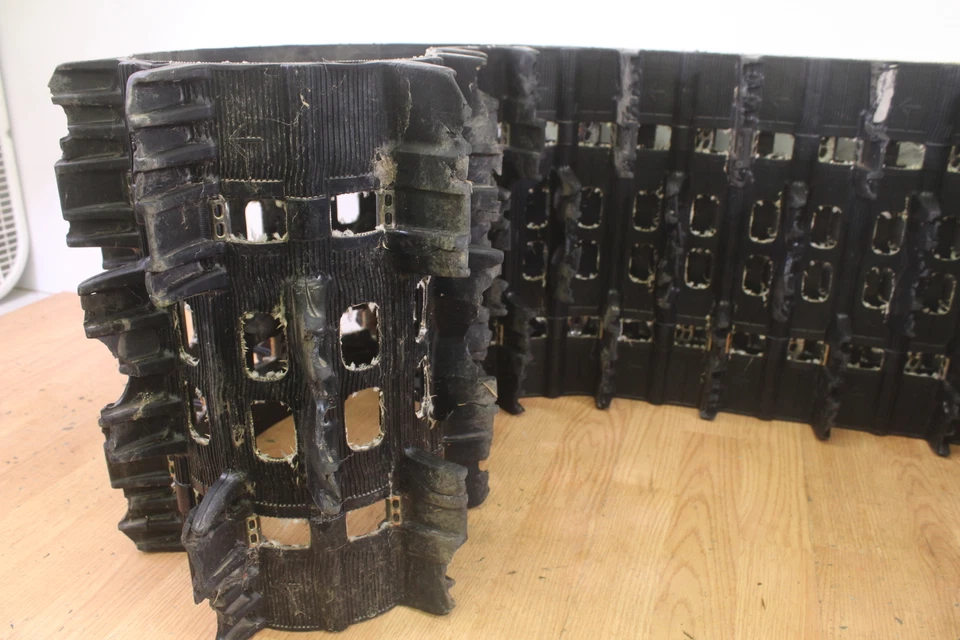 Ski-Doo Summit XRS 800R 2007 pista 16 x 151 x 2,25 pulgadas 2,86 pasos Foto 2 de 4