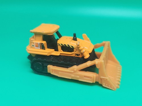 MATCHBOX Ground Breaker MB #707 BULLDOZER CONSTRUCTION Diecast Toy 1/64 2006 HTF