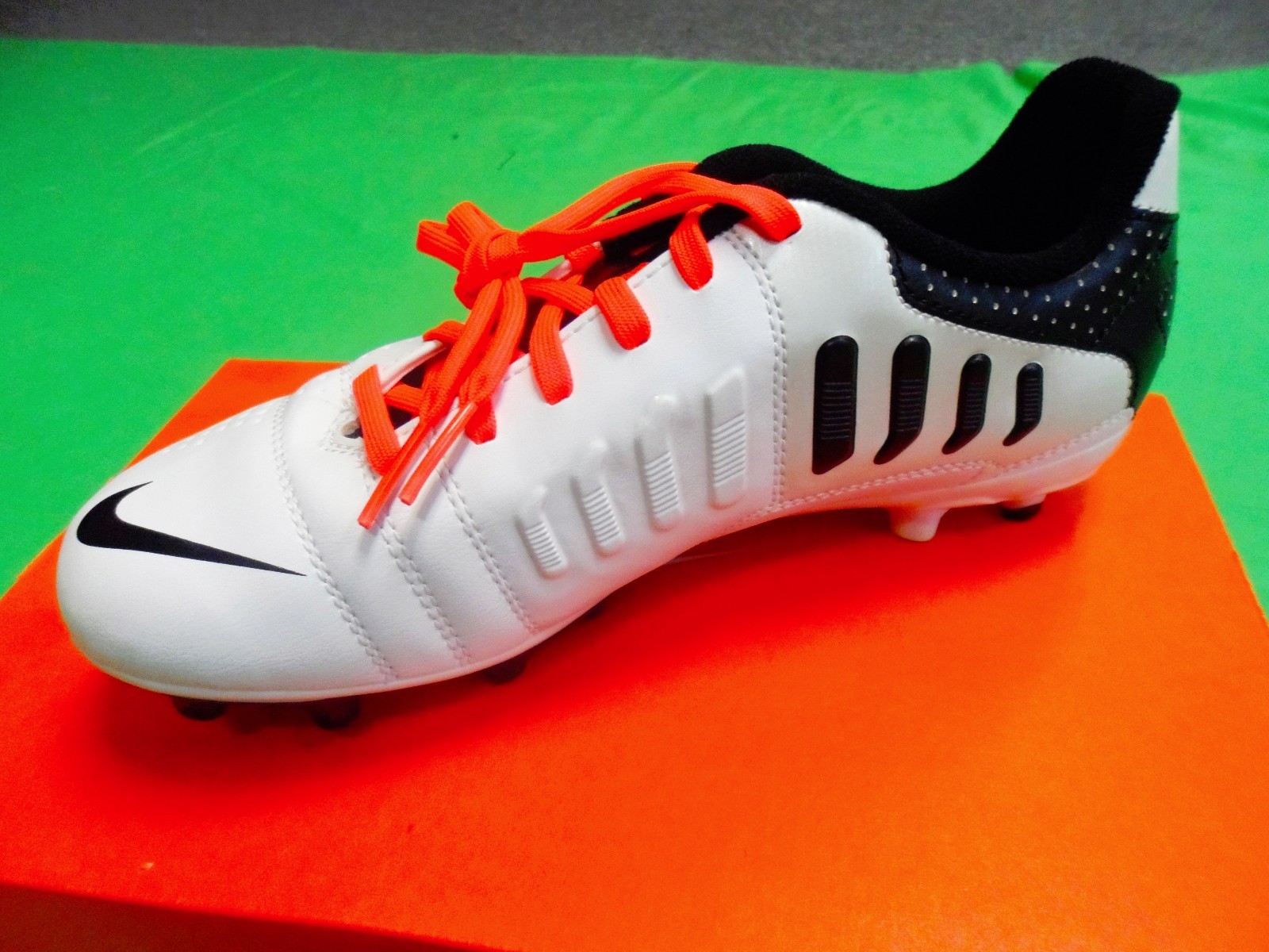 Authentic Nike Jr CTR350 Libretto III FG image 2