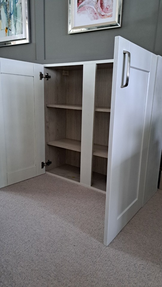 kitchen 90x90cm Tall Howdens wall mounted white eBay