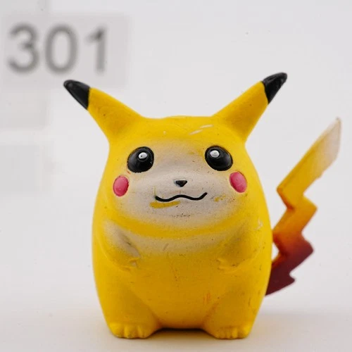 Pikachu Vintage Tomy figure   Pokemon
