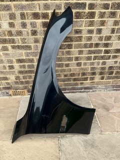 GENUINE BMW 7 SERIES FRONT WING / FENDER came off a 2014 Car