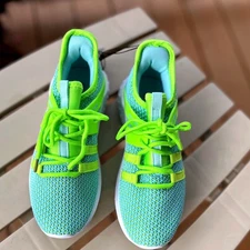 Runside Kids Athletic Running Shoes Sneakers Neon Green Blue Size 2 NWT