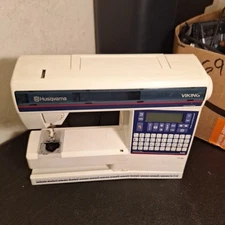 Defective Husqvarna Viking Lily 545 Sewing Machine Untested Parts Or Repair