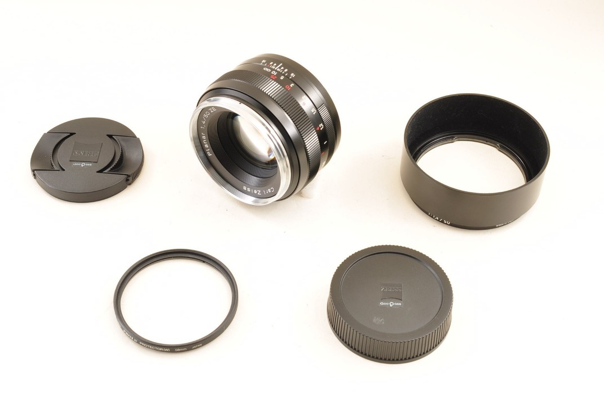 Mint* Carl Zeiss Planar T* 50mm f/1.4 ZE Prime Lens For Canon EF w