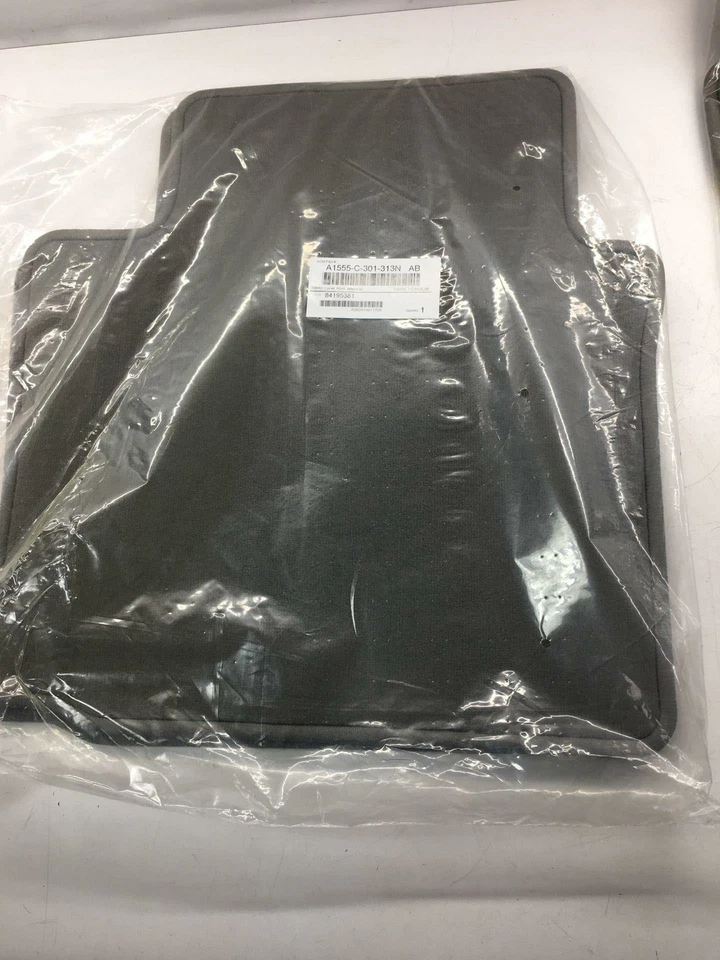 Chevrolet Impala 2018 alfombra delantera trasera completa piso derecho e izquierdo usado Foto 4 de 4