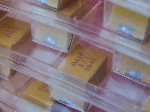 2000 piece reel 270uH smd Inductors VISHAY/DALE IMC-1812-270uH -- NEW and UNUSED - Picture 2 of 12