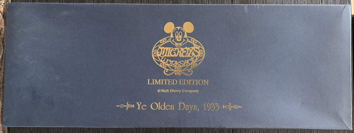 Disney - ディズニー.タペストリー.ジ.オールデン.ディズ.1933 Mickey Mouse Workshop Limited Edition Ye Olden Days 1933