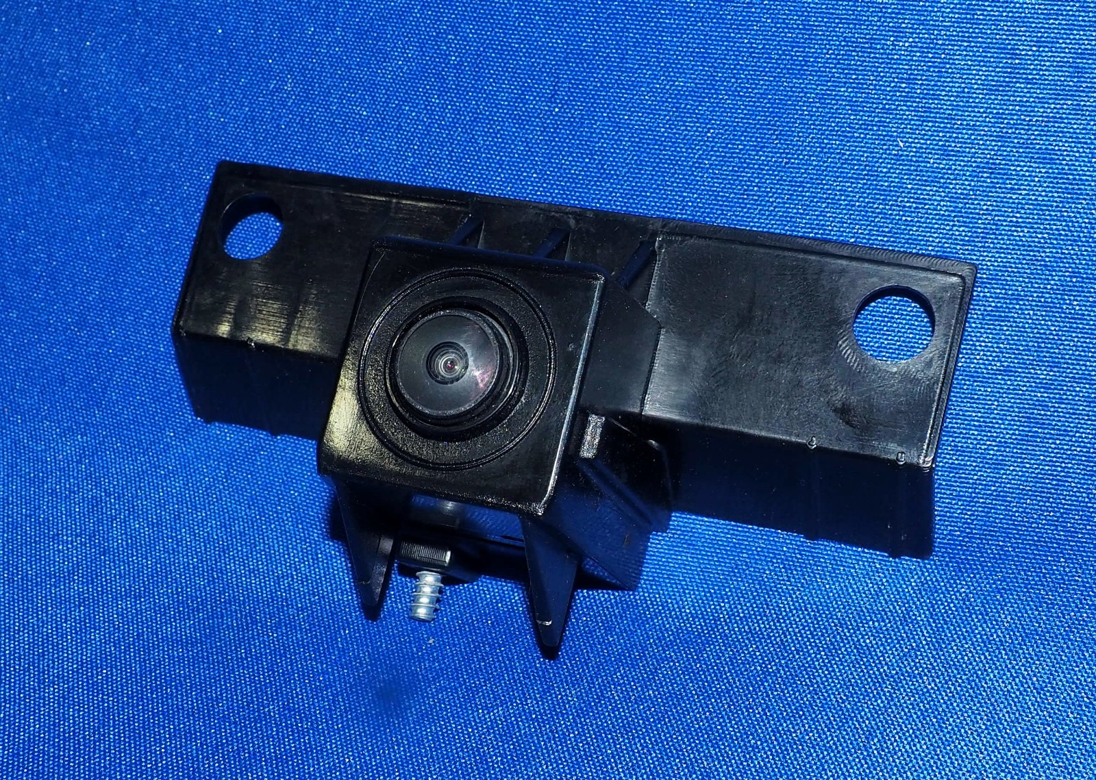 2022-2026 Maserati MC20 MCPura Rear View Camera OEM Base 670214600 Nice! 1K Mi
