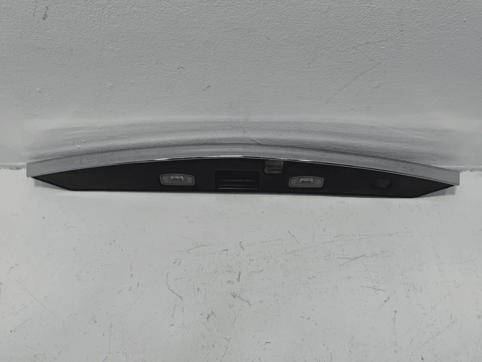 ACURA MDX 2014-2020 puerta levadiza matrícula bisel cubierta moldura con lámpara OEM Foto 4 de 4