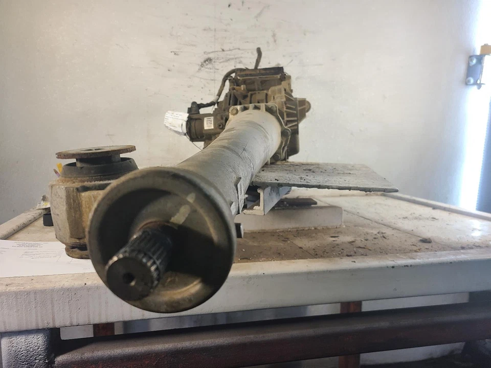 Used Differential Carrier Assembly fits: 2019 Chevrolet Blazer rear axle w/o ele - Image 3 of 4