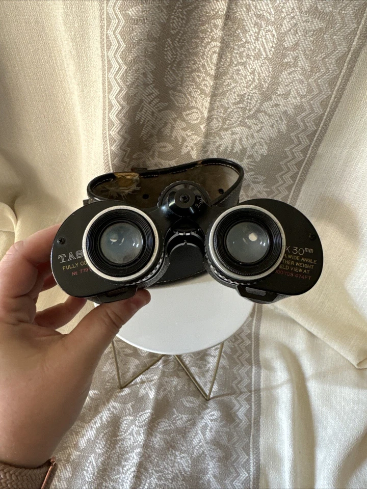 Imperial Tasco Binoculars No. 77914 - Image 2 of 4