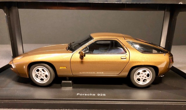 autoart porsche 928