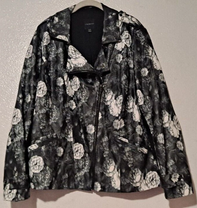 Chaqueta de Moto Lane Bryant Imitación Cuero Floral en Negro Talla 22/24 Negro Blanco Foto 2 de 4