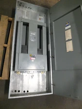 SQUARE D -I LINE  MAIN LUG PANEL  100 A - 277/480 VOLT # 193