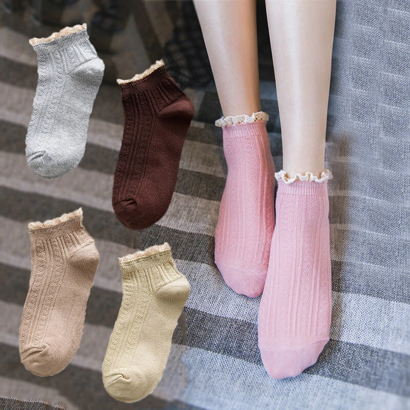 Womens best sale frilly socks