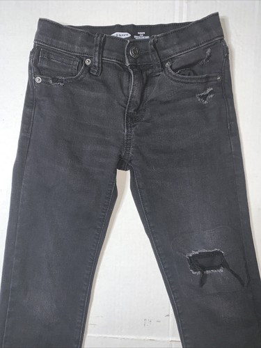 Preowned- Old Navy Karate Slim Stretch Distressed Jeans Boys (Size 7) - Picture 3 of 9