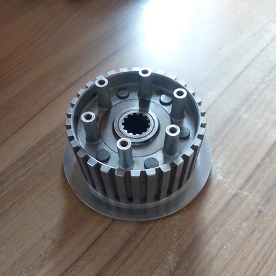 Kawasaki ZZR1100  Genuine OEM Clutch Hub 13087-1121