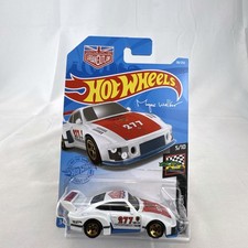 Hot Wheels Porsche 935 Urban Outlaw Magnus Walker 277 HW Race Day Diecast 58/250