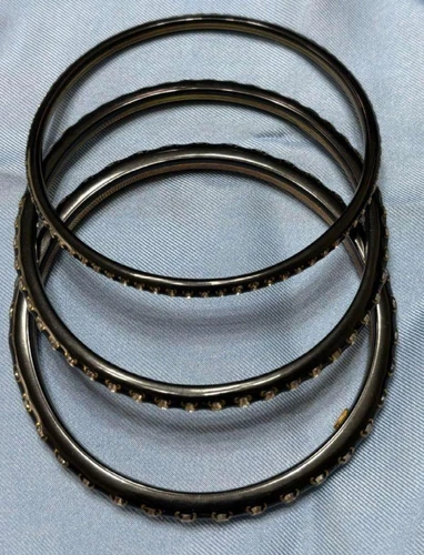 CHANEL Braccialetti Set di 3 Marchi di Cocco Oro Nero e Pietre Misura 65 mm Donna