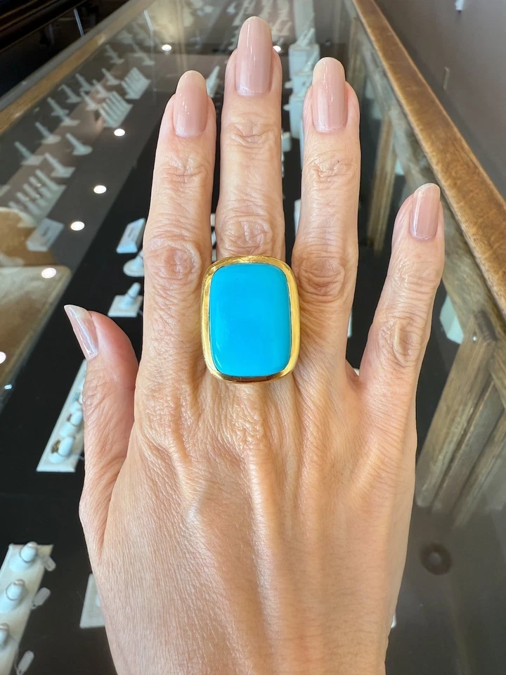 Elizabeth Locke 19K Gold Turquoise Ring - Image 2 of 4