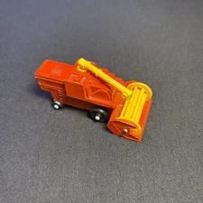 Vintage Matchbox Lesney #51 Combine Harvester Collectible Diecast.